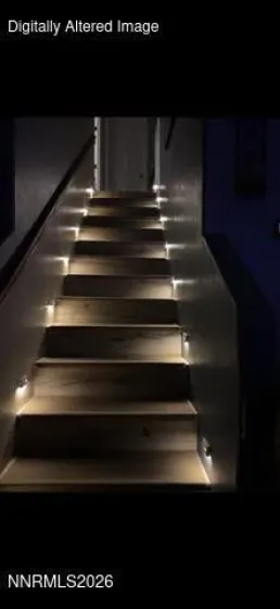 Light upstairway