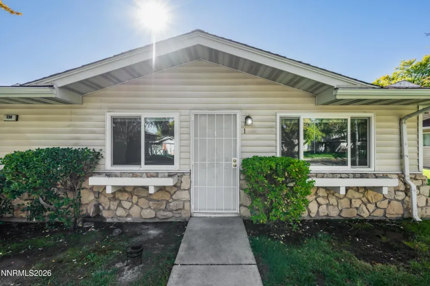 730 Jamaica, Reno, Nevada 89502, 2 Bedrooms Bedrooms, ,1 BathroomBathrooms,Residential,Residential,Jamaica,0,260013585