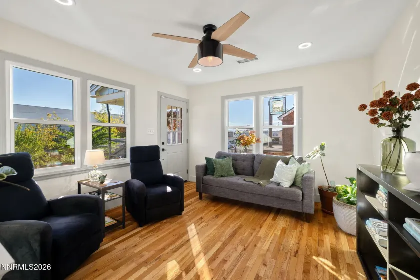 623 2nd, Reno, Nevada 89502, 1 Bedroom Bedrooms, ,1 BathroomBathrooms,Residential,Residential,2nd,0,260013601
