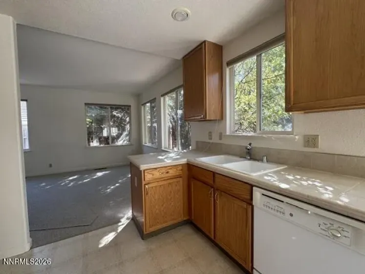 2555 Glen Eagles, Reno, Nevada 89523, 3 Bedrooms Bedrooms, ,3 BathroomsBathrooms,Residential,Residential,Glen Eagles,0,260013607