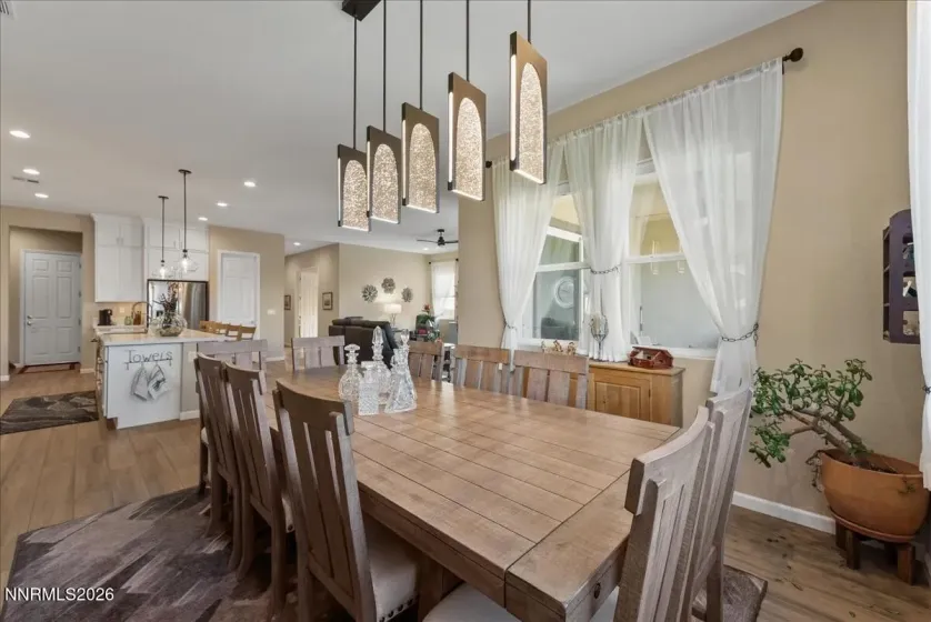 7506 Evans Bridge, Sparks, Nevada 89436, 2 Bedrooms Bedrooms, ,3 BathroomsBathrooms,Residential,Residential,Evans Bridge,0,260013621