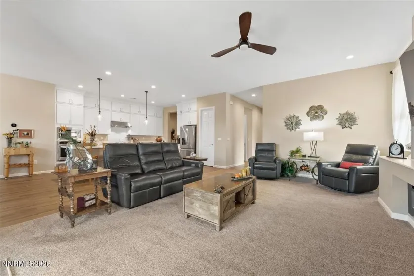 7506 Evans Bridge, Sparks, Nevada 89436, 2 Bedrooms Bedrooms, ,3 BathroomsBathrooms,Residential,Residential,Evans Bridge,0,260013621