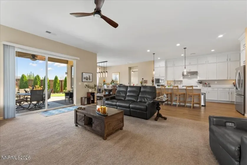 7506 Evans Bridge, Sparks, Nevada 89436, 2 Bedrooms Bedrooms, ,3 BathroomsBathrooms,Residential,Residential,Evans Bridge,0,260013621