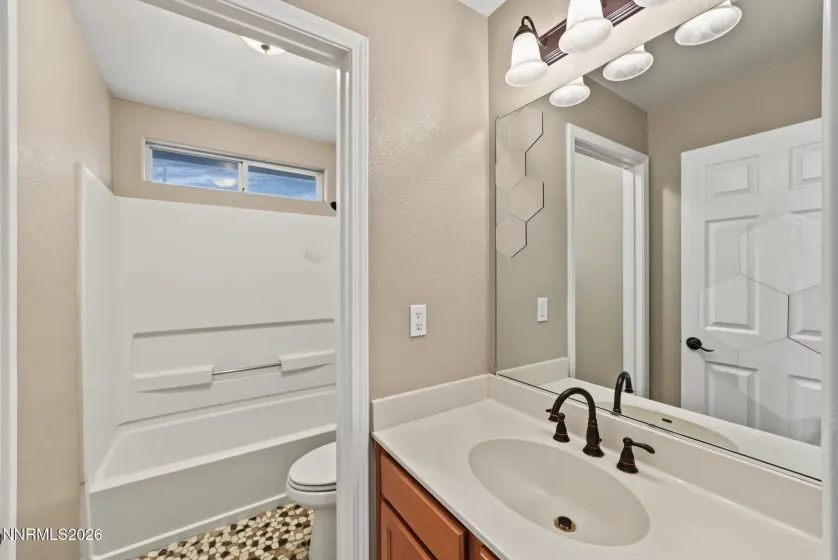 860 Swaledale, Reno, Nevada 89511, 3 Bedrooms Bedrooms, ,3 BathroomsBathrooms,Residential,Residential,Swaledale,0,260013625