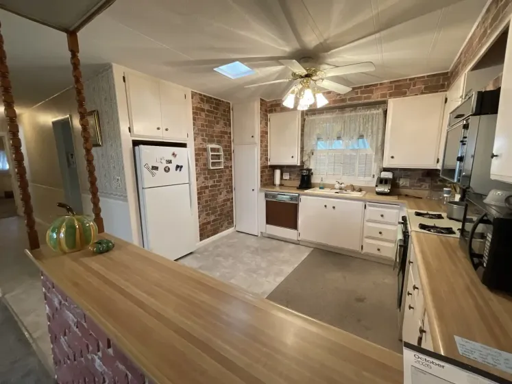675 Parlanti Lane #63, Sparks, Nevada 89434, 2 Bedrooms Bedrooms, 12 Rooms Rooms,2 BathroomsBathrooms,Manufactured,Residential,Parlanti,0,260013626