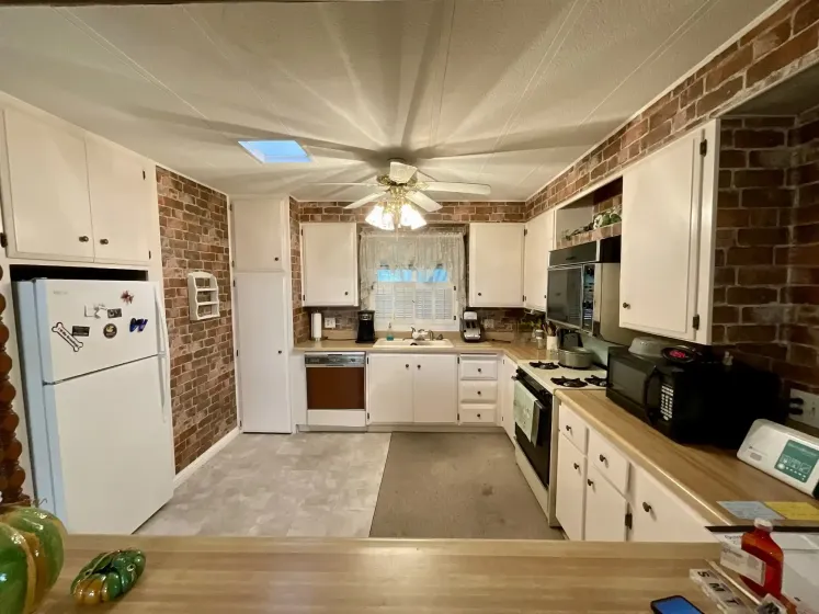 675 Parlanti Lane #63, Sparks, Nevada 89434, 2 Bedrooms Bedrooms, 12 Rooms Rooms,2 BathroomsBathrooms,Manufactured,Residential,Parlanti,0,260013626