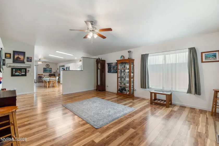 17198 Aquamarine, Reno, Nevada 89508, 3 Bedrooms Bedrooms, ,2 BathroomsBathrooms,Residential,Residential,Aquamarine,0,260013629