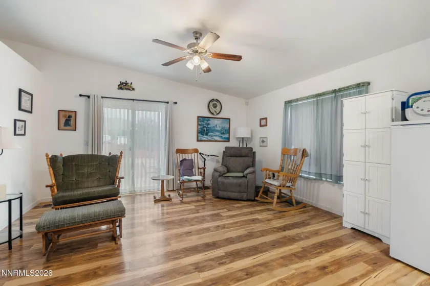 17198 Aquamarine, Reno, Nevada 89508, 3 Bedrooms Bedrooms, ,2 BathroomsBathrooms,Residential,Residential,Aquamarine,0,260013629