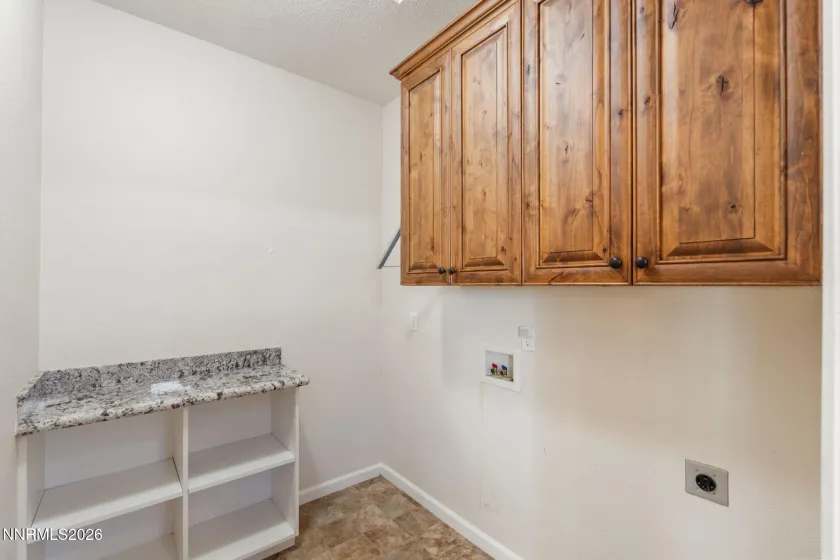 552 Sugarloaf, Dayton, Nevada 89403, 3 Bedrooms Bedrooms, ,2 BathroomsBathrooms,Residential,Residential,Sugarloaf,0,260013630