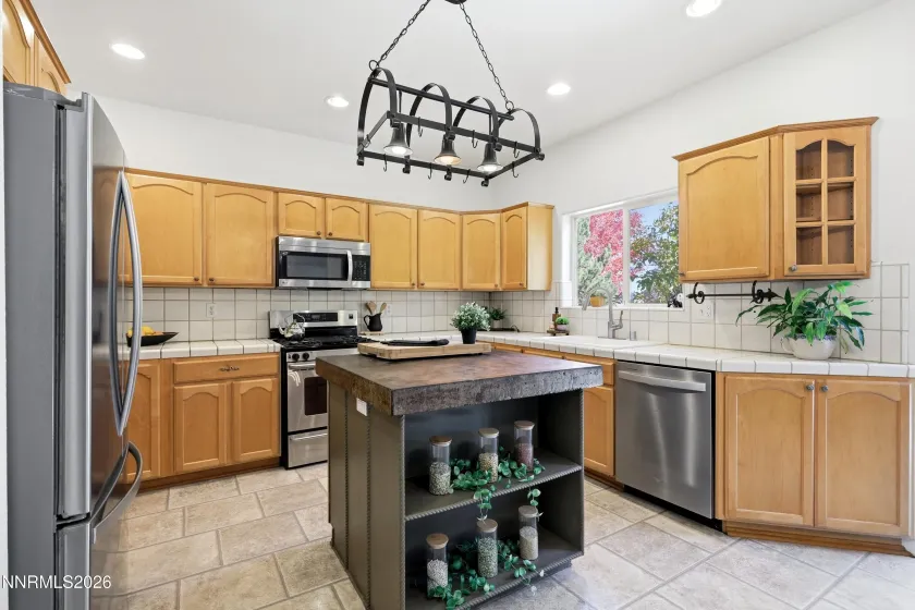 1004 Silveranch, Gardnerville, Nevada 89460, 4 Bedrooms Bedrooms, ,3 BathroomsBathrooms,Residential,Residential,Silveranch,0,260013633