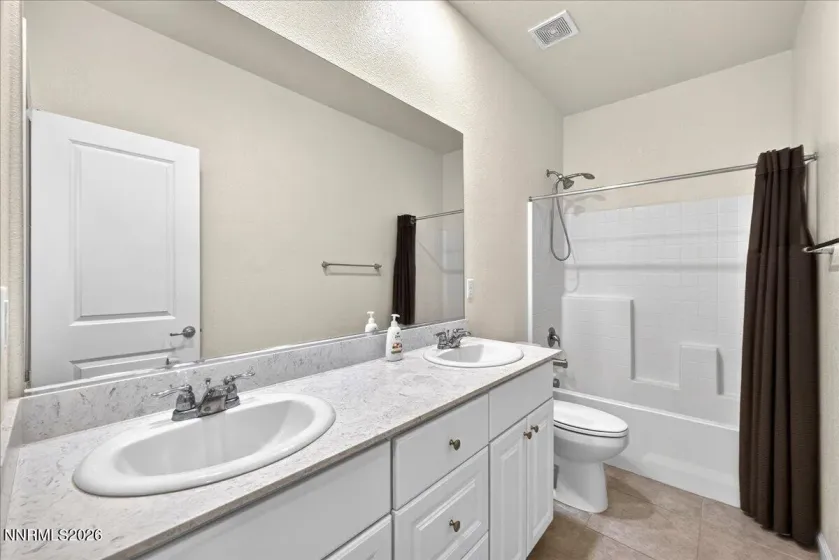 111 Oakmont, Dayton, Nevada 89403, 4 Bedrooms Bedrooms, ,2 BathroomsBathrooms,Residential,Residential,Oakmont,0,260013635
