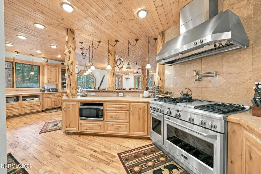 254 Pleasant, Stateline, Nevada 89449, 7 Bedrooms Bedrooms, ,5 BathroomsBathrooms,Residential,Residential,Pleasant,0,260013636