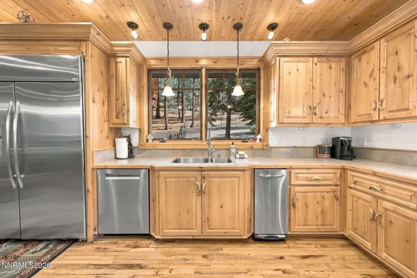 254 Pleasant, Stateline, Nevada 89449, 7 Bedrooms Bedrooms, ,5 BathroomsBathrooms,Residential,Residential,Pleasant,0,260013636