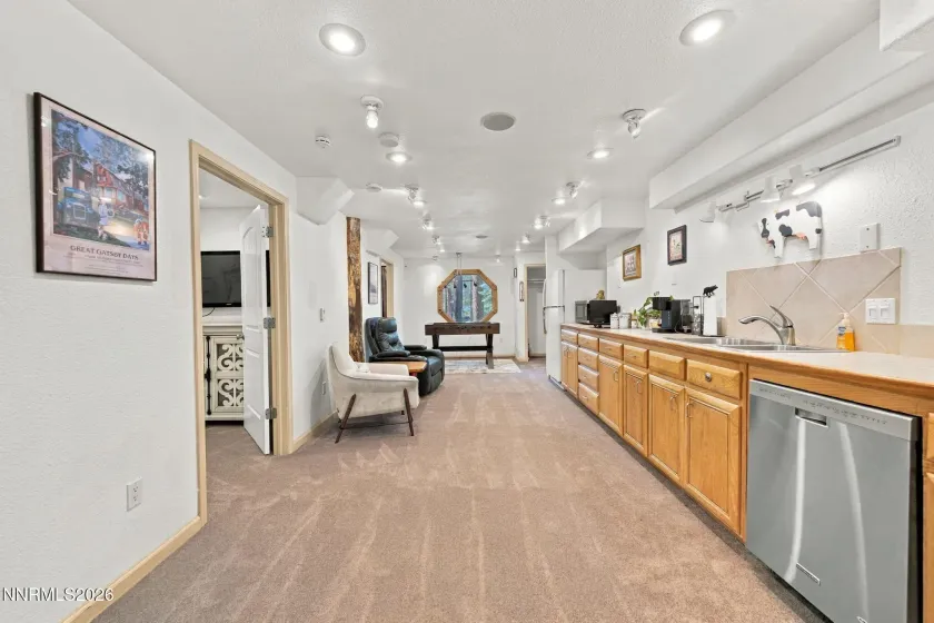 254 Pleasant, Stateline, Nevada 89449, 7 Bedrooms Bedrooms, ,5 BathroomsBathrooms,Residential,Residential,Pleasant,0,260013636