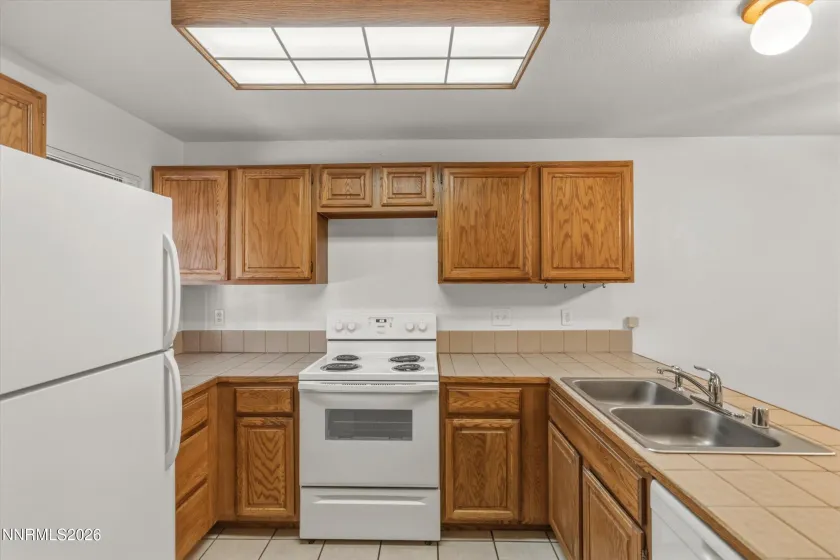 2984 Tierra Verde, Reno, Nevada 89512, 2 Bedrooms Bedrooms, ,1 BathroomBathrooms,Residential,Residential,Tierra Verde,0,260013637