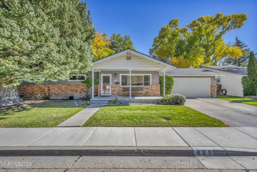 809 Sunset, Carson City, Nevada 89703, 3 Bedrooms Bedrooms, ,2 BathroomsBathrooms,Residential,Residential,Sunset,0,260013638