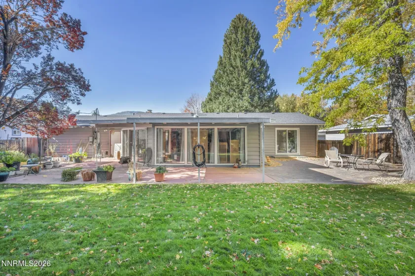 809 Sunset, Carson City, Nevada 89703, 3 Bedrooms Bedrooms, ,2 BathroomsBathrooms,Residential,Residential,Sunset,0,260013638