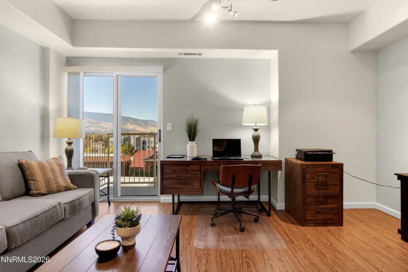 200 2nd, Reno, Nevada 89501, 1 Bedroom Bedrooms, ,1 BathroomBathrooms,Residential,Residential,2nd,0,260013646