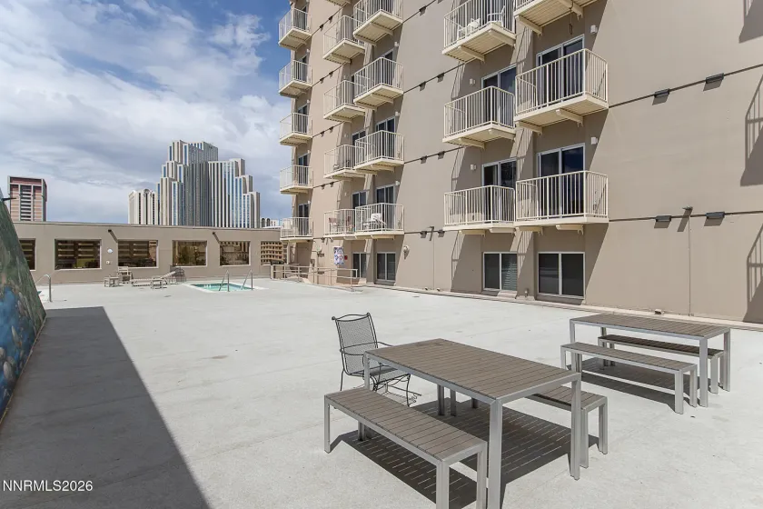 200 2nd, Reno, Nevada 89501, 1 Bedroom Bedrooms, ,1 BathroomBathrooms,Residential,Residential,2nd,0,260013646