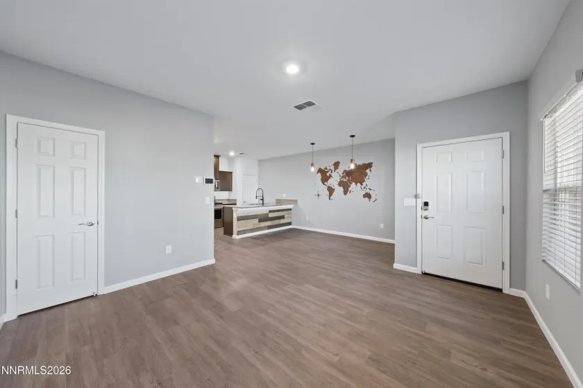 533 Autumn Breeze, Reno, Nevada 89511, 3 Bedrooms Bedrooms, ,3 BathroomsBathrooms,Residential,Residential,Autumn Breeze,0,260013651