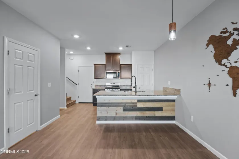 533 Autumn Breeze, Reno, Nevada 89511, 3 Bedrooms Bedrooms, ,3 BathroomsBathrooms,Residential,Residential,Autumn Breeze,0,260013651