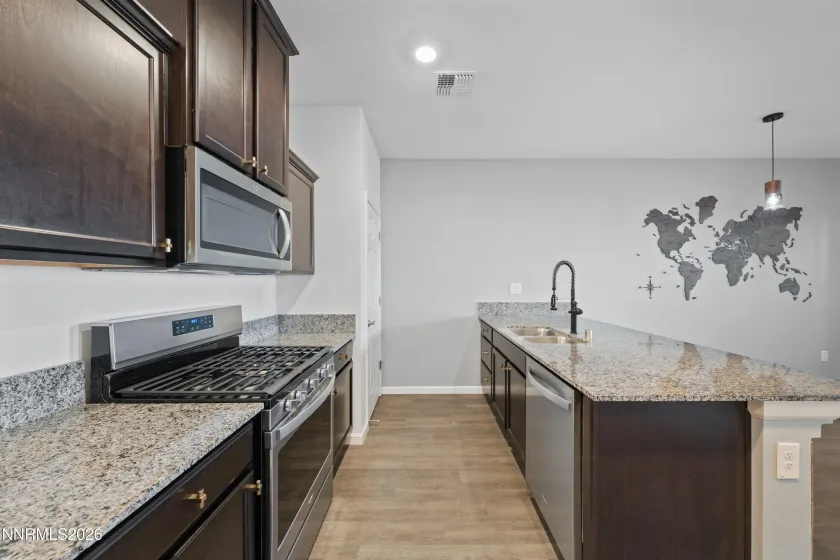 533 Autumn Breeze, Reno, Nevada 89511, 3 Bedrooms Bedrooms, ,3 BathroomsBathrooms,Residential,Residential,Autumn Breeze,0,260013651