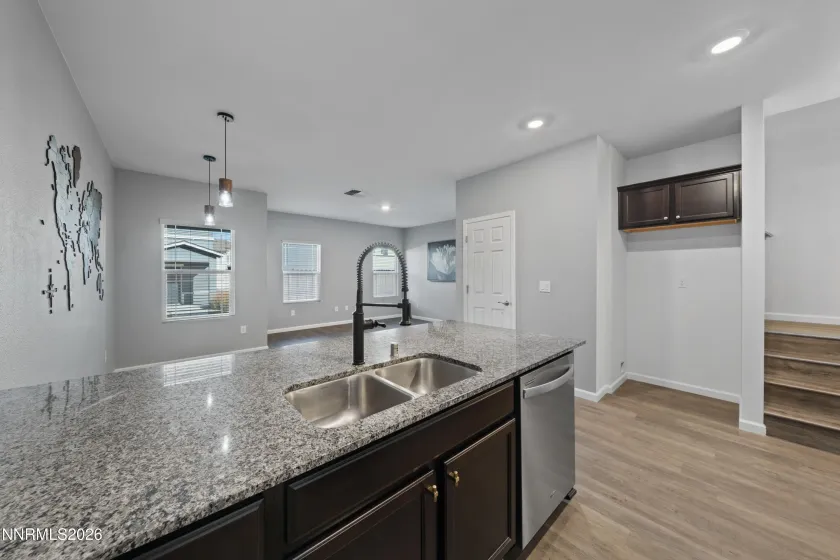 533 Autumn Breeze, Reno, Nevada 89511, 3 Bedrooms Bedrooms, ,3 BathroomsBathrooms,Residential,Residential,Autumn Breeze,0,260013651