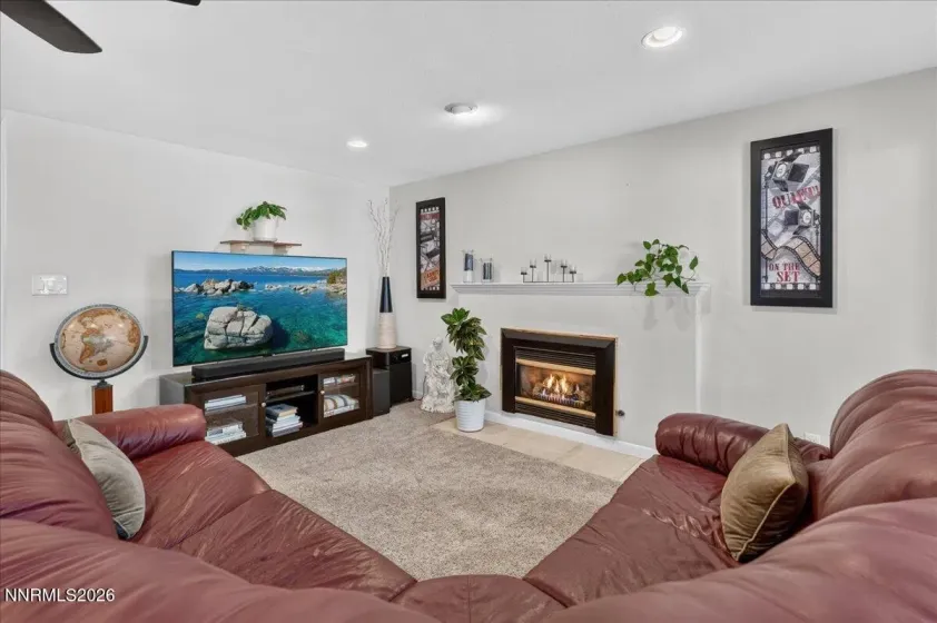 3523 Candelaria, Sparks, Nevada 89434, 4 Bedrooms Bedrooms, ,3 BathroomsBathrooms,Residential,Residential,Candelaria,0,260013653