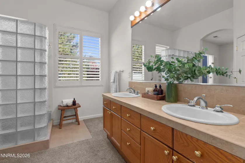 10130 Lucente, Reno, Nevada 89521, 4 Bedrooms Bedrooms, ,2 BathroomsBathrooms,Residential,Residential,Lucente,0,260013656