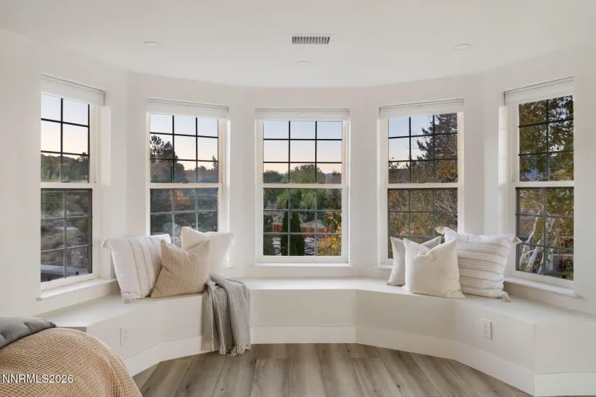 3240 Marthiam, Reno, Nevada 89509, 5 Bedrooms Bedrooms, ,4 BathroomsBathrooms,Residential,Residential,Marthiam,0,260013658