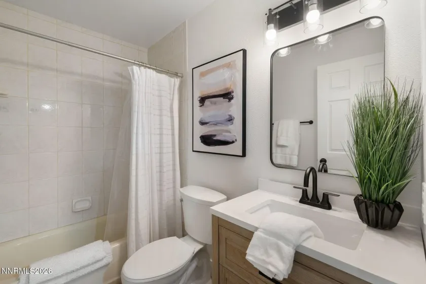 3240 Marthiam, Reno, Nevada 89509, 5 Bedrooms Bedrooms, ,4 BathroomsBathrooms,Residential,Residential,Marthiam,0,260013658