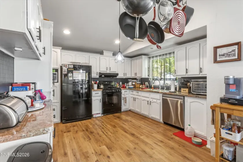98 Ave De La Bleu De Clair, Sparks, Nevada 89434, 2 Bedrooms Bedrooms, ,2 BathroomsBathrooms,Residential,Residential,Ave De La Bleu De Clair,0,260013659