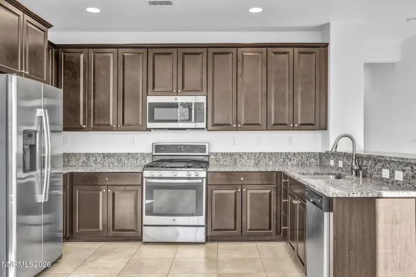 10591 Circle Oaks, Reno, Nevada 89521, 4 Bedrooms Bedrooms, ,2 BathroomsBathrooms,Residential,Residential,Circle Oaks,0,260013660