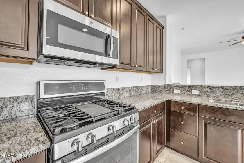 10591 Circle Oaks, Reno, Nevada 89521, 4 Bedrooms Bedrooms, ,2 BathroomsBathrooms,Residential,Residential,Circle Oaks,0,260013660