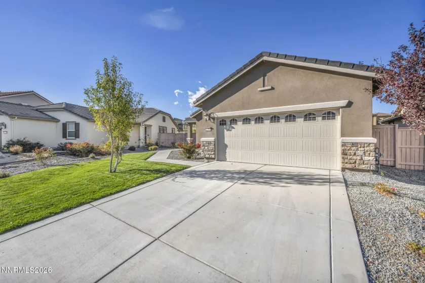 10591 Circle Oaks, Reno, Nevada 89521, 4 Bedrooms Bedrooms, ,2 BathroomsBathrooms,Residential,Residential,Circle Oaks,0,260013660
