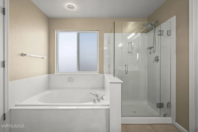 2355 Lincoln Meadows, Reno, Nevada 89521, 3 Bedrooms Bedrooms, ,3 BathroomsBathrooms,Residential,Residential,Lincoln Meadows,0,260013662
