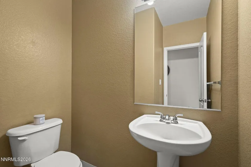 2355 Lincoln Meadows, Reno, Nevada 89521, 3 Bedrooms Bedrooms, ,3 BathroomsBathrooms,Residential,Residential,Lincoln Meadows,0,260013662