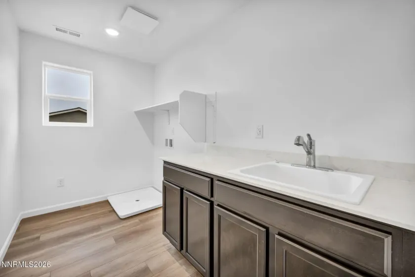 660 Patrician, Reno, Nevada 89506, 3 Bedrooms Bedrooms, ,3 BathroomsBathrooms,Residential,Residential,Patrician,0,260013666