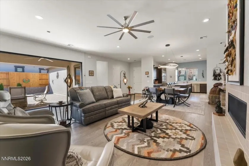 2440 Kates Bridge, Reno, Nevada 89521, 2 Bedrooms Bedrooms, ,3 BathroomsBathrooms,Residential,Residential,Kates Bridge,0,260013673