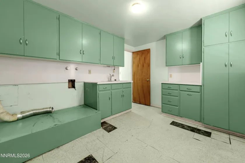 2890 Outlook, Reno, Nevada 89509, 4 Bedrooms Bedrooms, ,3 BathroomsBathrooms,Residential,Residential,Outlook,0,260013674