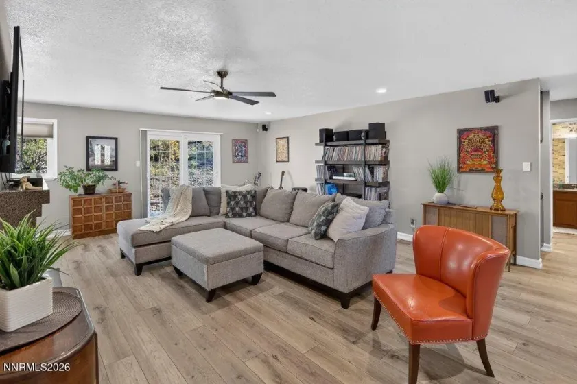 3860 Tannenbaum, Reno, Nevada 89509, 3 Bedrooms Bedrooms, ,2 BathroomsBathrooms,Residential,Residential,Tannenbaum,0,260013679