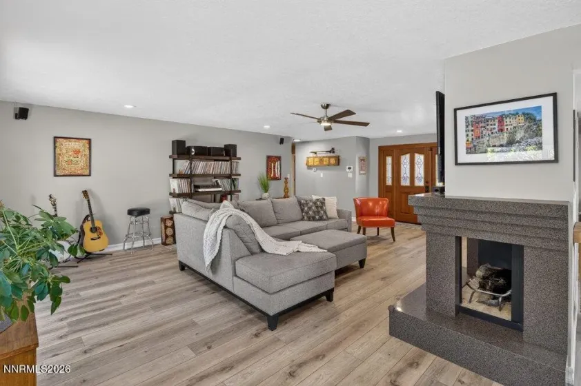 3860 Tannenbaum, Reno, Nevada 89509, 3 Bedrooms Bedrooms, ,2 BathroomsBathrooms,Residential,Residential,Tannenbaum,0,260013679
