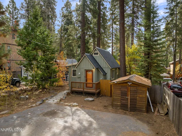 8792 Salmon, Kings Beach, California 96143, 1 Bedroom Bedrooms, ,1 BathroomBathrooms,Residential,Residential,Salmon,0,260013687