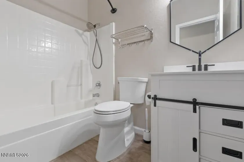2400 Dodge, Sparks, Nevada 89436, 3 Bedrooms Bedrooms, ,2 BathroomsBathrooms,Residential,Residential,Dodge,0,260013689
