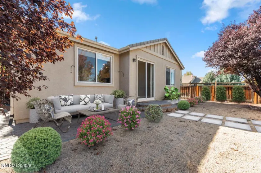 2400 Dodge, Sparks, Nevada 89436, 3 Bedrooms Bedrooms, ,2 BathroomsBathrooms,Residential,Residential,Dodge,0,260013689