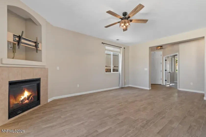 2400 Dodge, Sparks, Nevada 89436, 3 Bedrooms Bedrooms, ,2 BathroomsBathrooms,Residential,Residential,Dodge,0,260013689