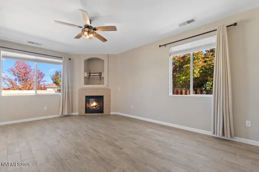 2400 Dodge, Sparks, Nevada 89436, 3 Bedrooms Bedrooms, ,2 BathroomsBathrooms,Residential,Residential,Dodge,0,260013689