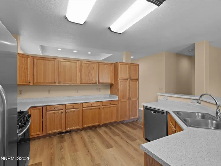 3370 Glacier, Reno, Nevada 89503, 3 Bedrooms Bedrooms, ,2 BathroomsBathrooms,Residential,Residential,Glacier,0,260013694