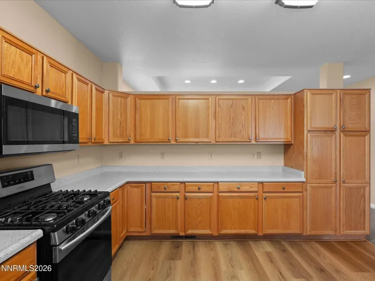 3370 Glacier, Reno, Nevada 89503, 3 Bedrooms Bedrooms, ,2 BathroomsBathrooms,Residential,Residential,Glacier,0,260013694