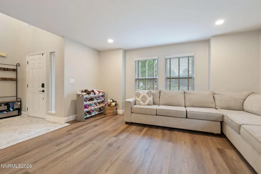 155 Marmot, Reno, Nevada 89523, 4 Bedrooms Bedrooms, ,3 BathroomsBathrooms,Residential,Residential,Marmot,0,260013702